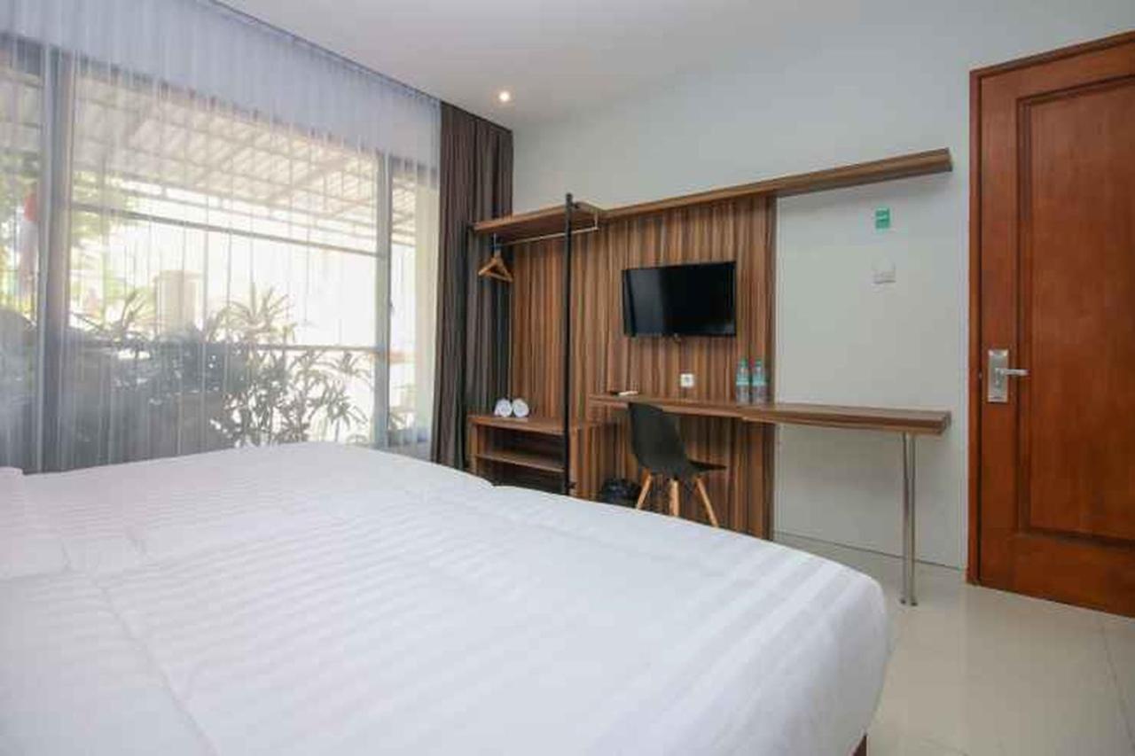 Kencana Residence סוראבאיה מראה חיצוני תמונה