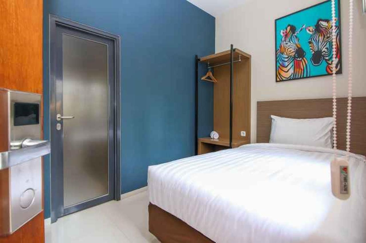 Kencana Residence סוראבאיה מראה חיצוני תמונה
