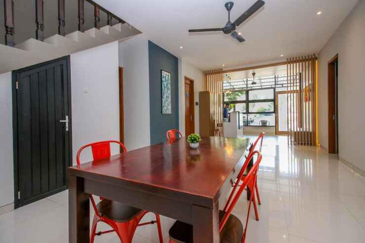 Kencana Residence סוראבאיה מראה חיצוני תמונה